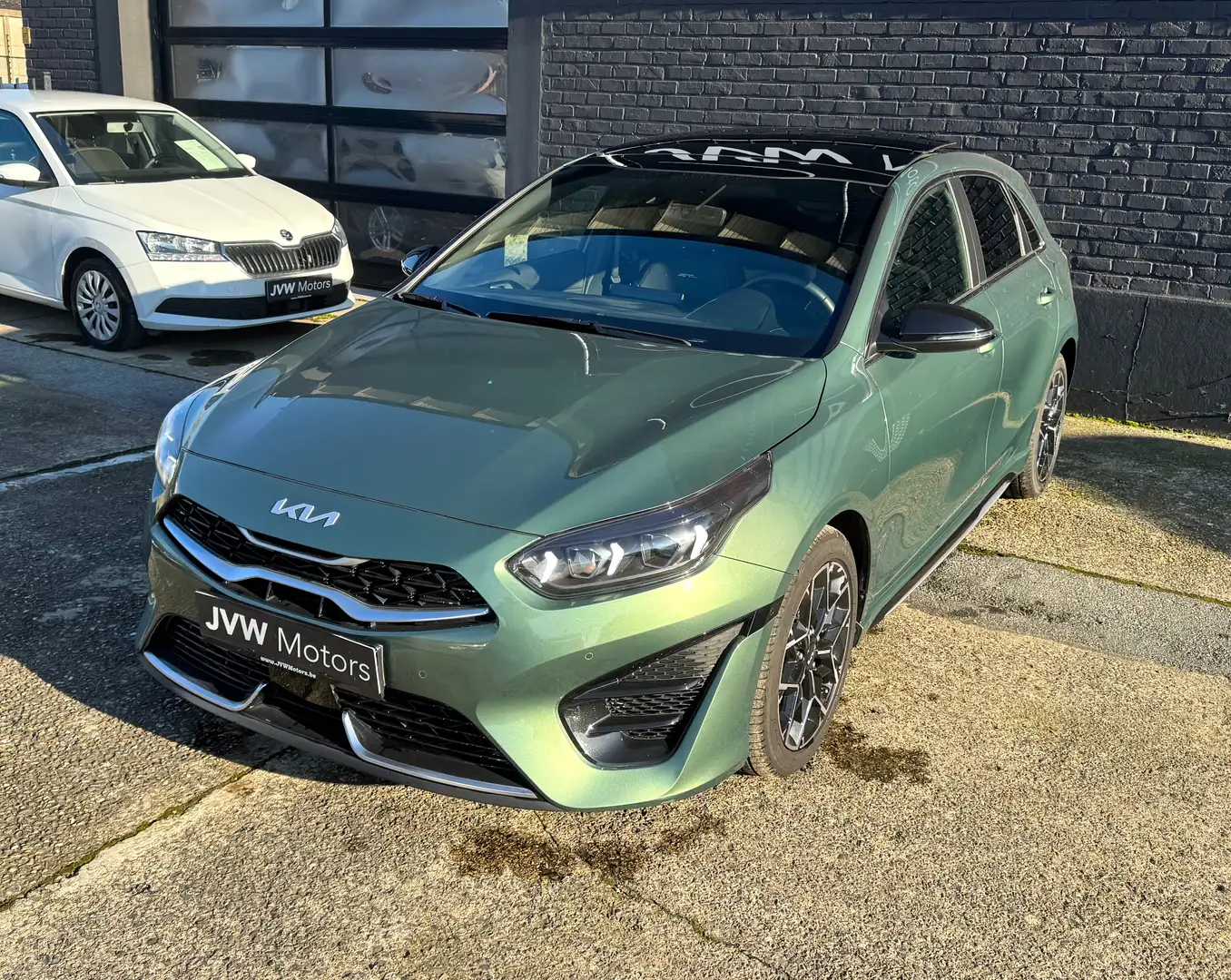 Kia Ceed / cee'd 1.5 T-GDi GT-Line * DCT * Navi * Pano * Vert - 1