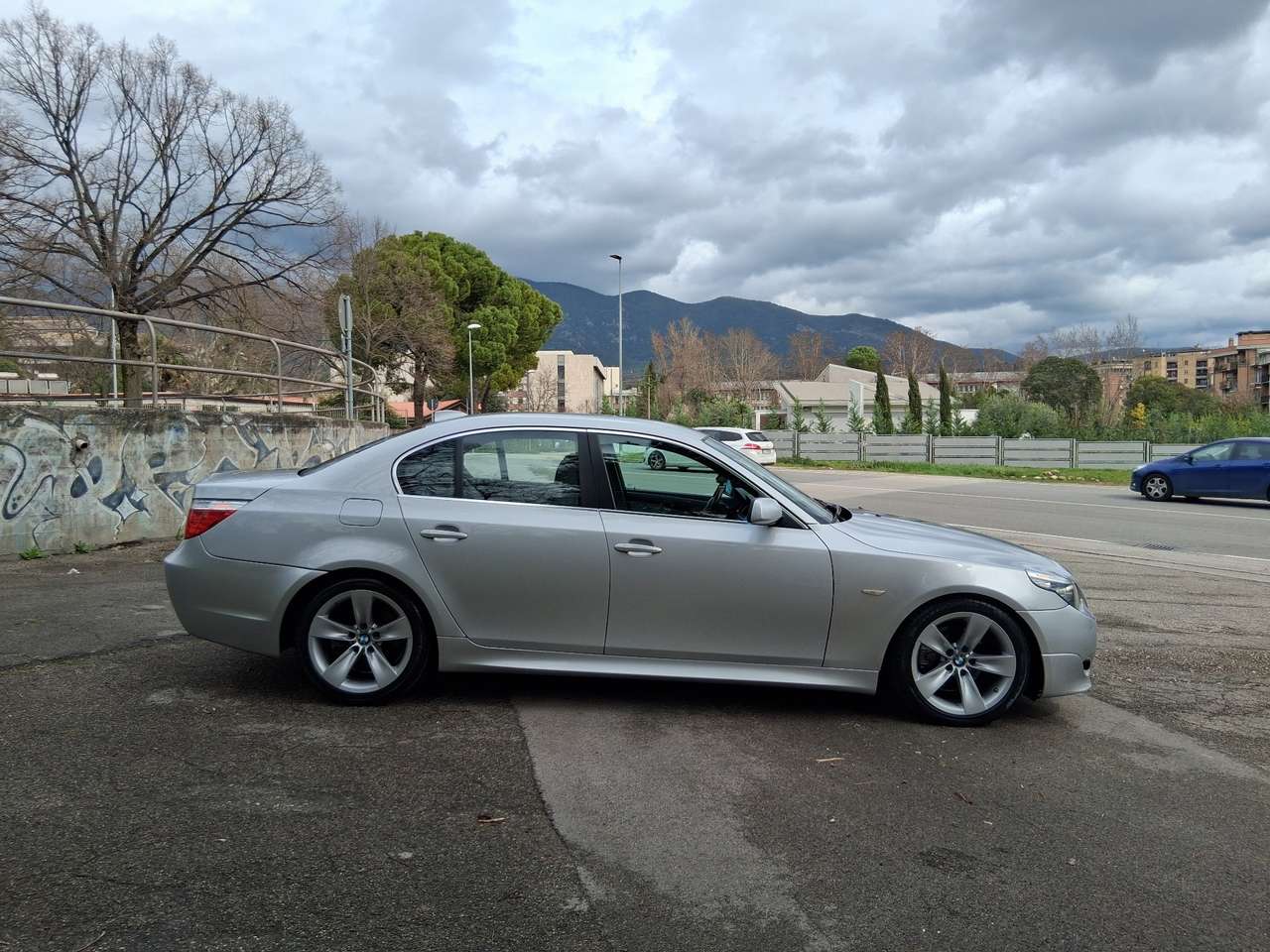 BMW 520 520d Futura