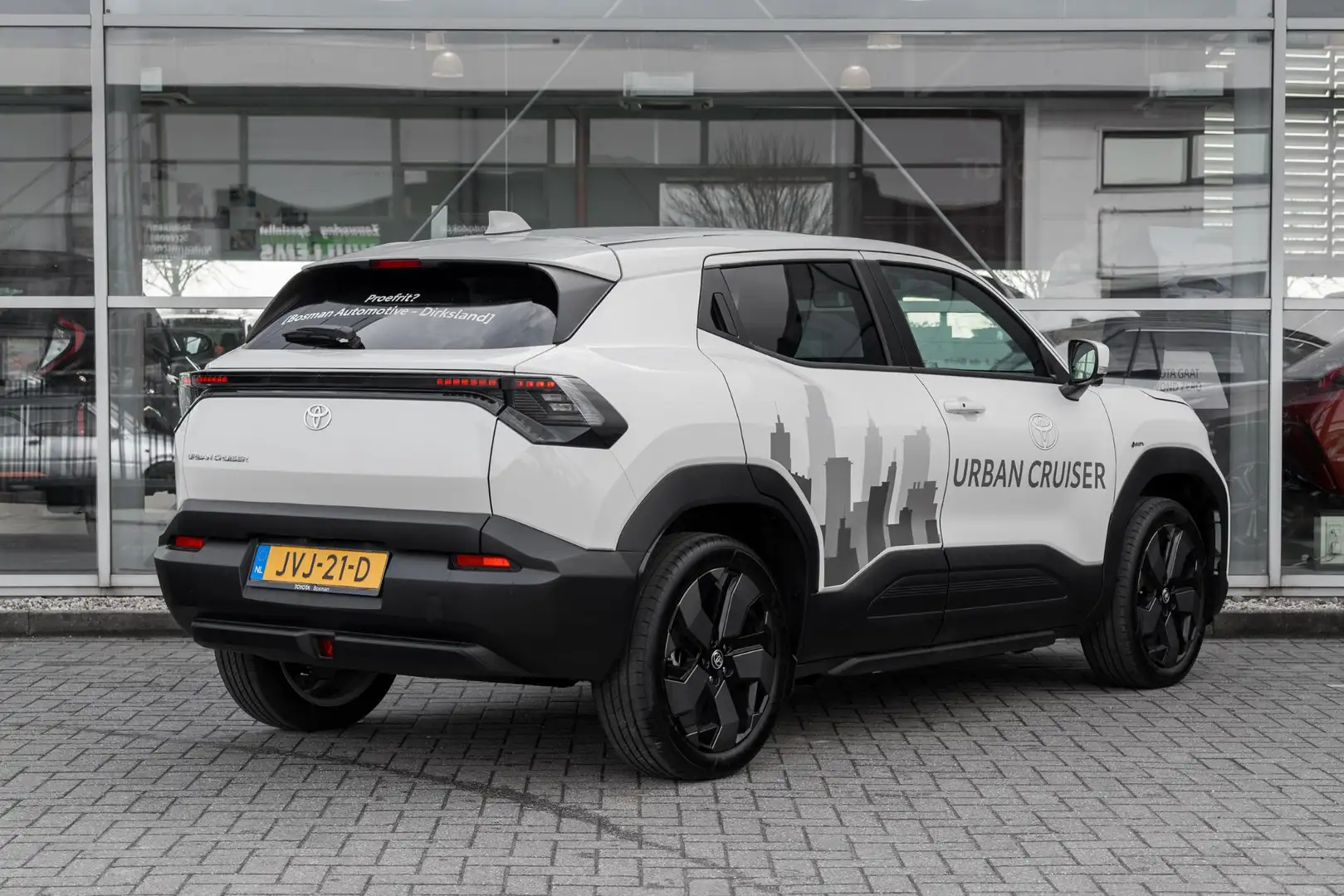 Toyota Urban Cruiser Executive 61 kWh Blanco - 2