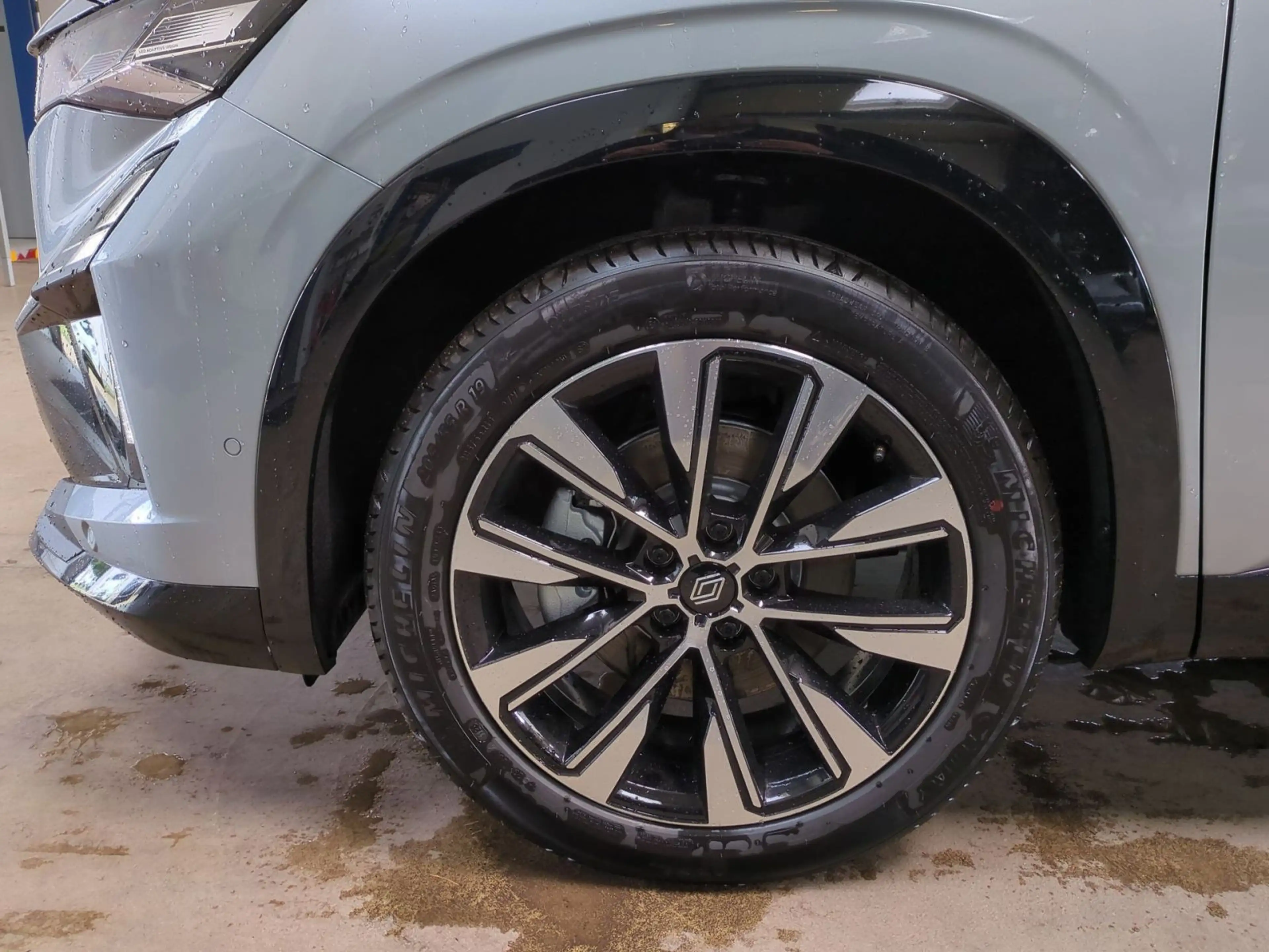 Renault Espace VI 1.2 E-TECH Hybrid 200 Techno 7-Sitzer — photo 11