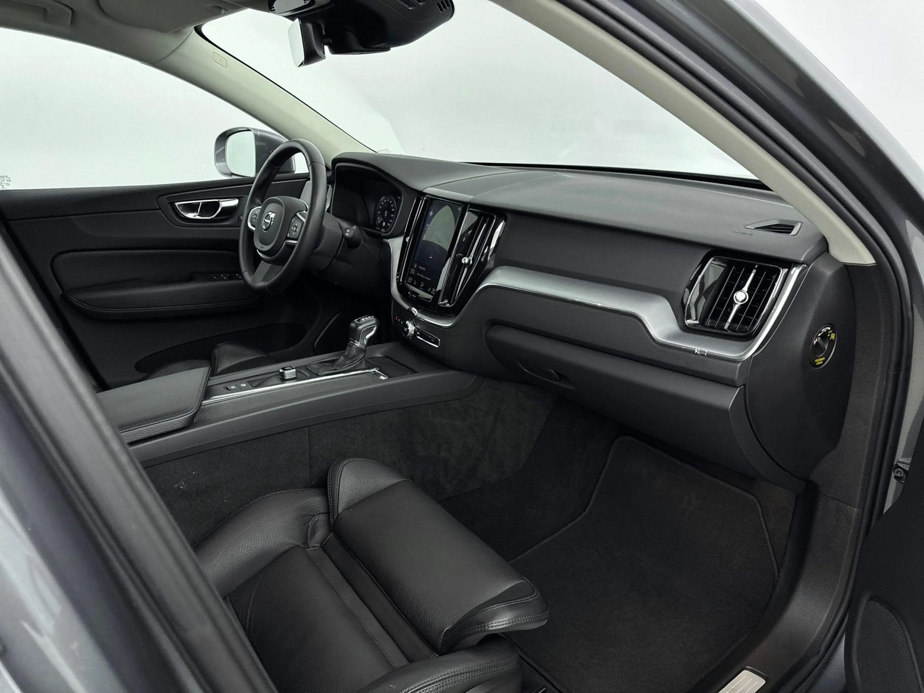 Volvo XC60 2.0 T5 MOMENTUM | SUMMERDEAL! | NAVI | CLIMA | CRU — photo 9