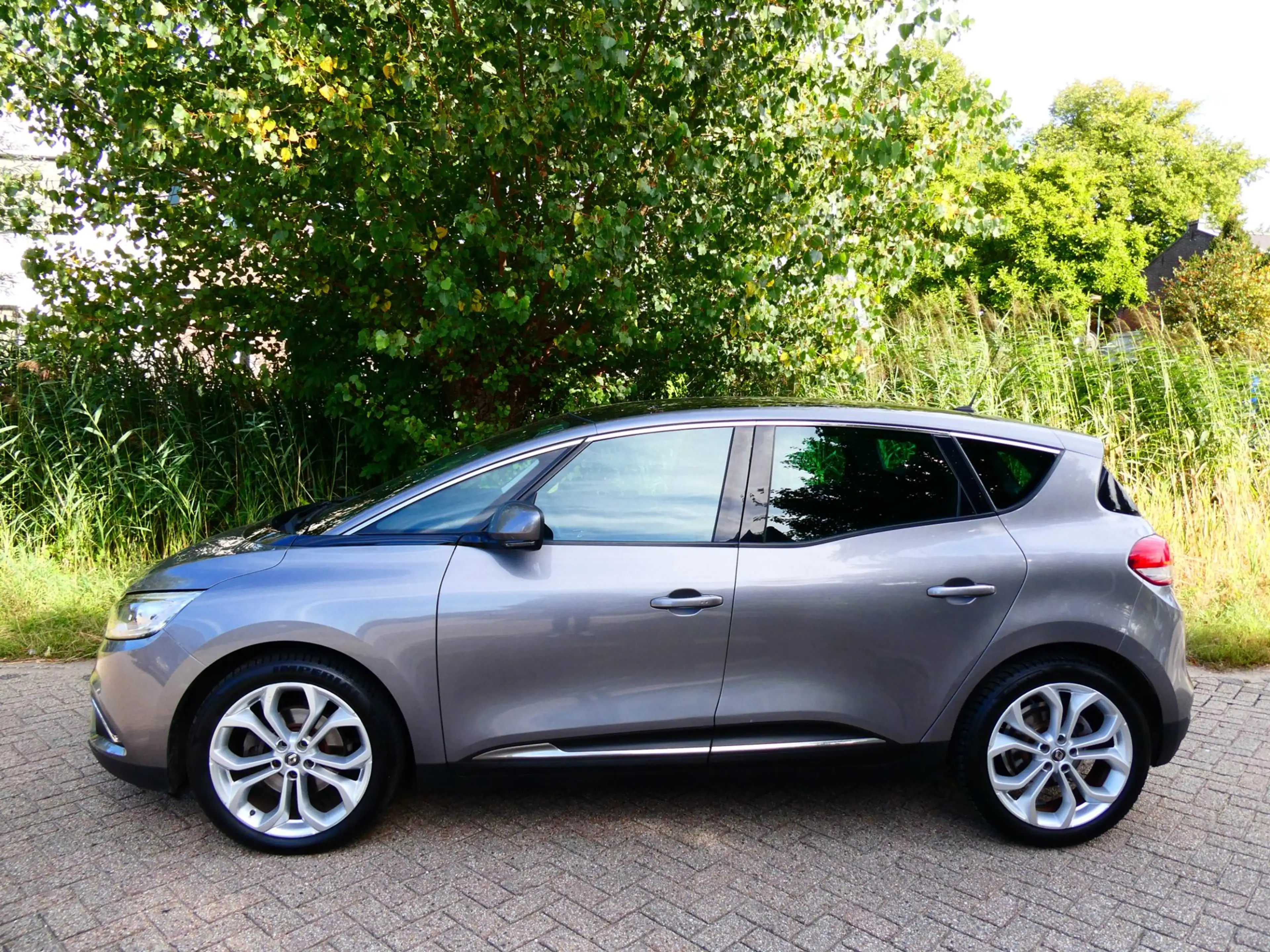 Renault Scenic 1.3 TCe 2e eig. 105.000 Clima Cruise Navi Trekhaak — photo 4