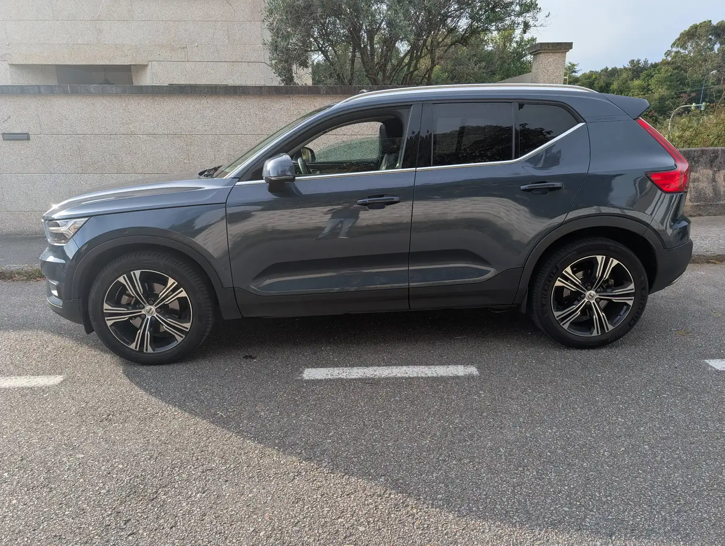 Volvo XC40 XC40 T4 Inscription Premium Edition Aut. Inscription Premium Edition Azul - 2
