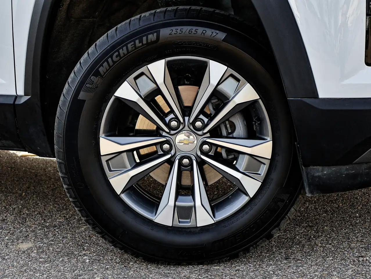 Chevrolet Equinox снимка Chevrolet Equinox