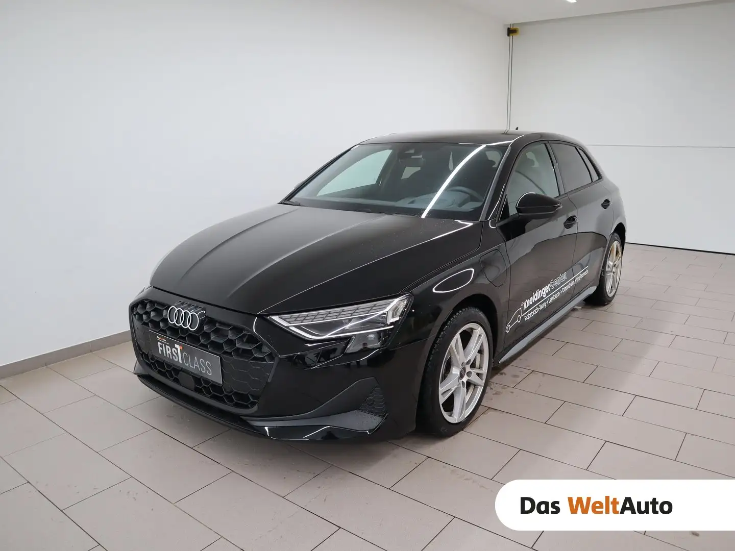 Audi A3 40 TFSI e Schwarz - 1