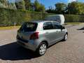 Toyota Yaris Yaris 1.3i VVT-i 16v AIRCO GPS CLIMATISÉ Argent - thumbnail 4