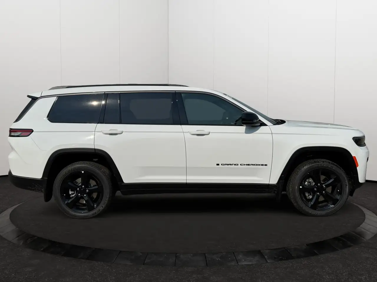 Jeep Grand Cherokee 2026 — фото 6