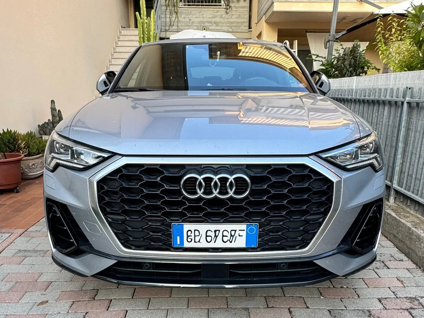 Audi Q3 Audi Q3 Sportback 35 TFSI Mild Hybrid Benzina Grigio - 1