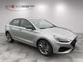 Hyundai i30 1.5 T-GDI 48V-Hybrid Advantage Silber - thumbnail 3