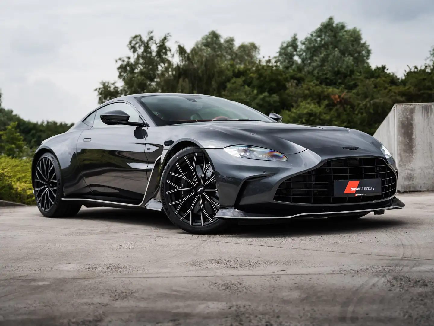 ASTON MARTIN Vantage