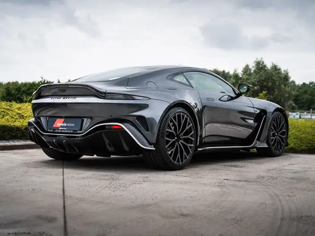 Aston Martin Vantage view 7