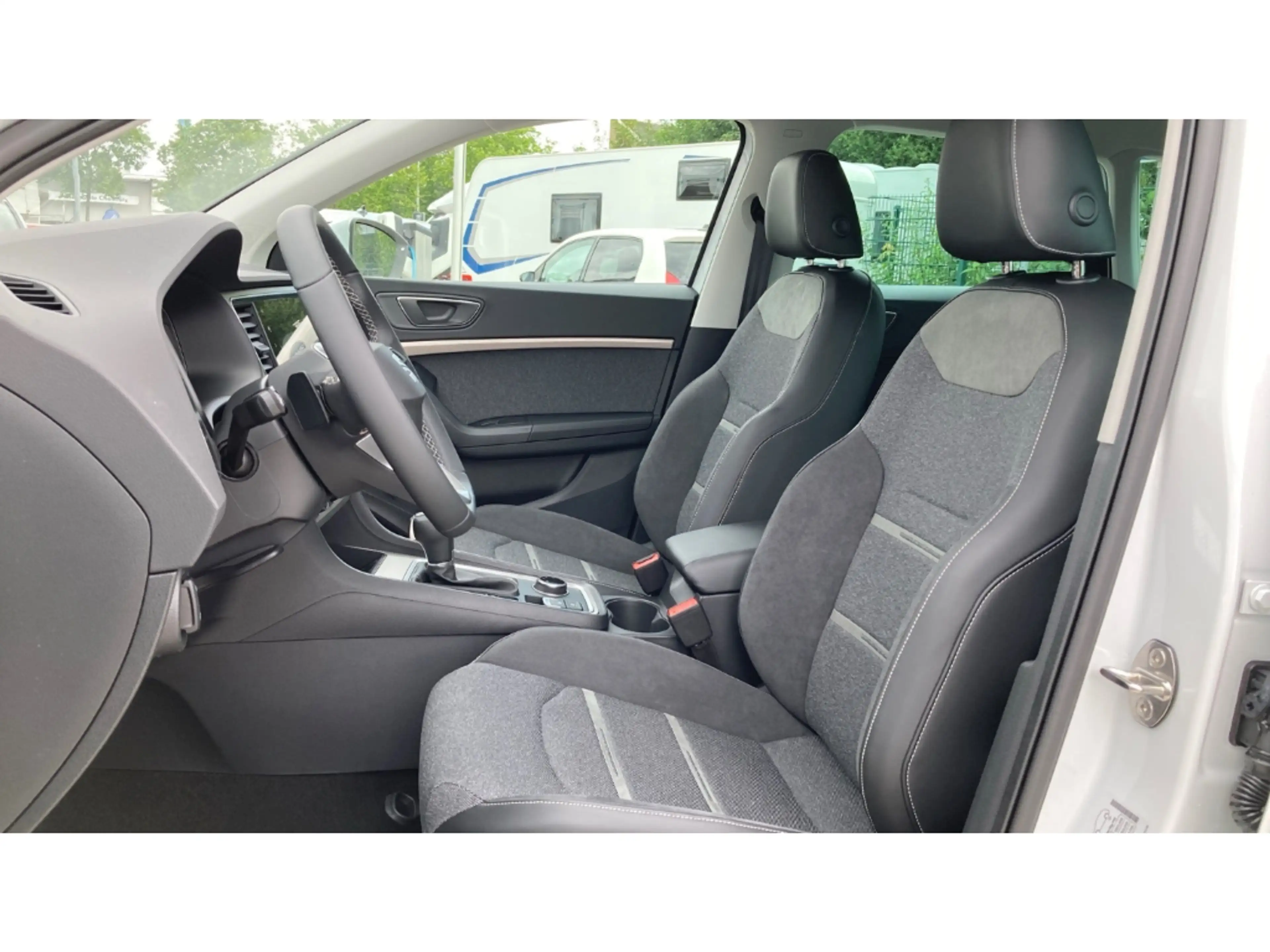 SEAT Ateca 1.5 TSI DSG Xperience BEATS+NAVI+ACC+SHZ — photo 10