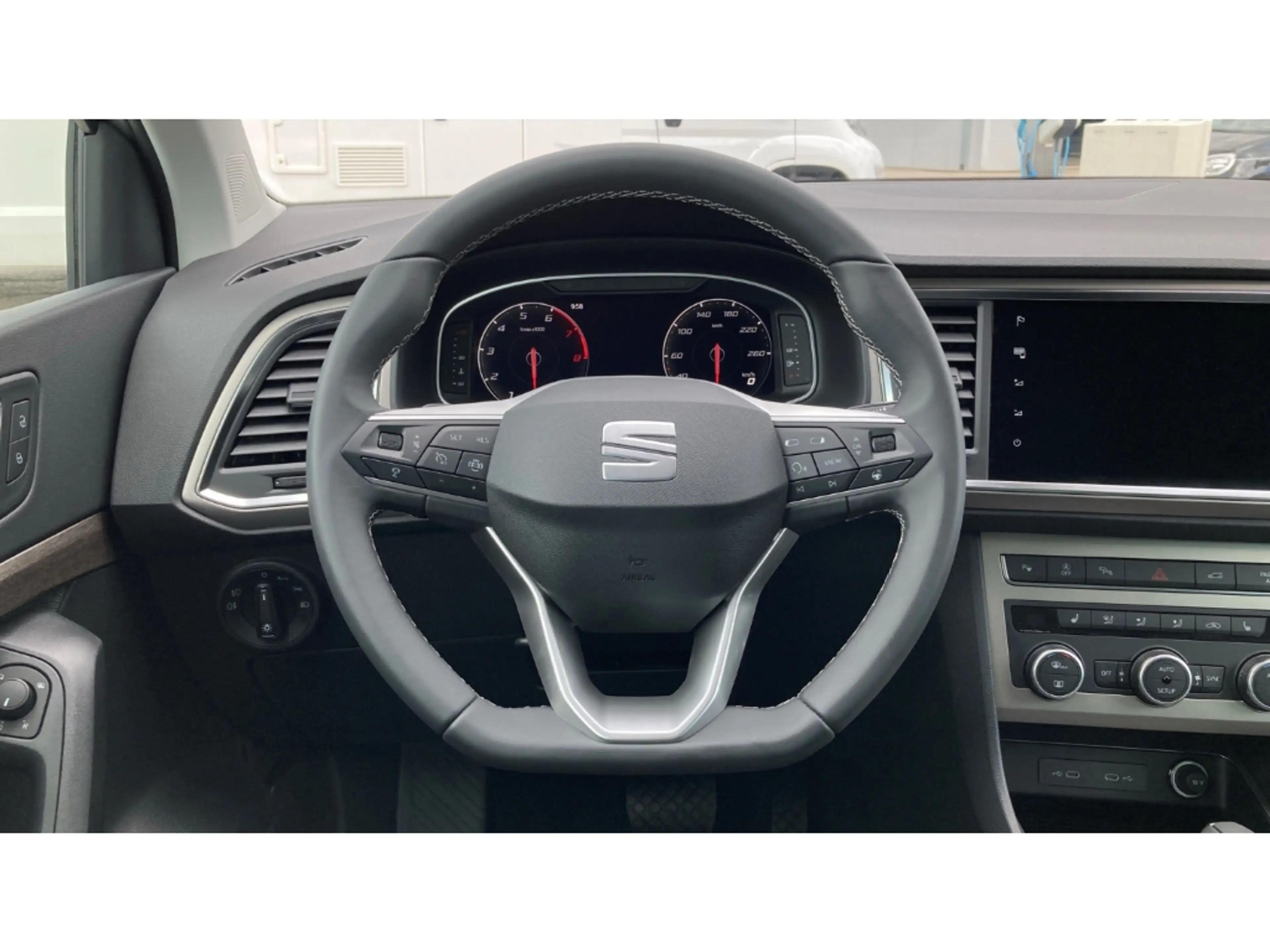 SEAT Ateca 1.5 TSI DSG Xperience BEATS+NAVI+ACC+SHZ — photo 15