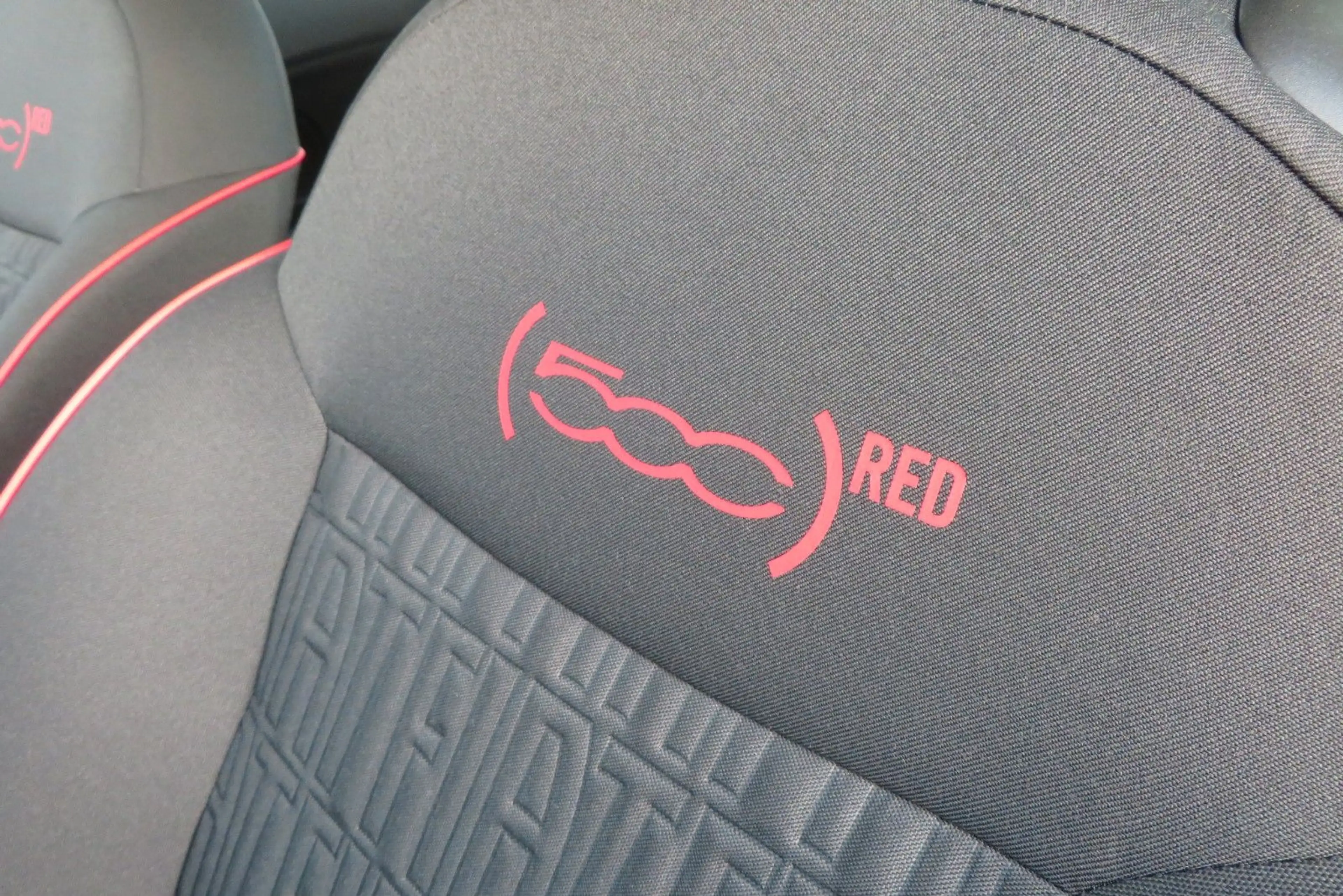 Fiat 500e Cabrio RED 42 kWh 118PS — photo 10