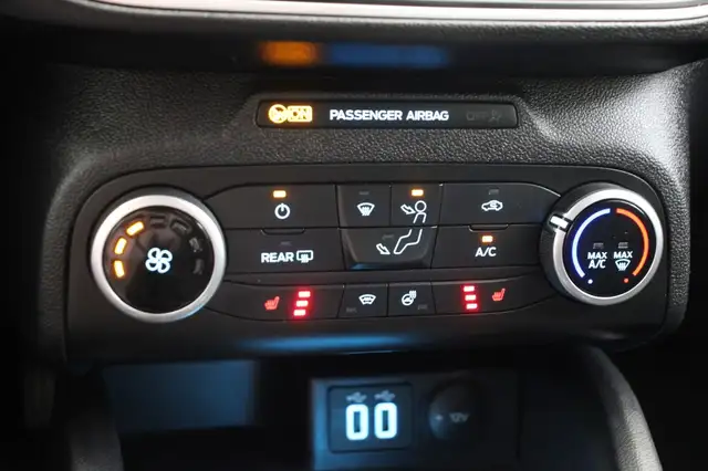 Ford Focus view 7