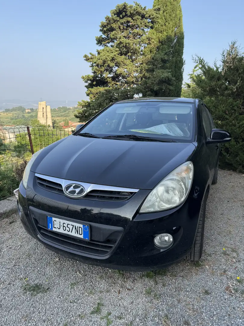 Hyundai i20 5p 1.4 crdi Comfort Nero - 1