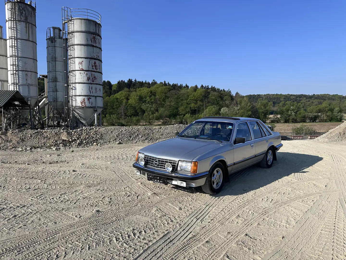 Opel Senator - 1