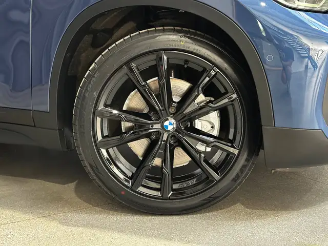BMW X1 view 8