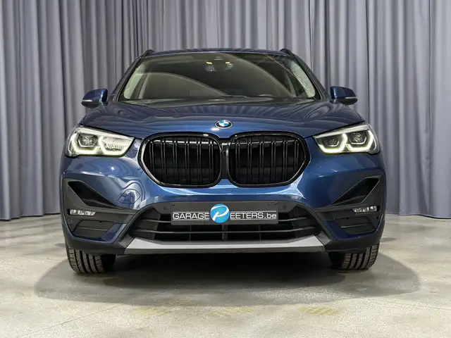 BMW X1 view 5