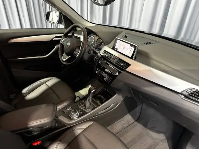 BMW X1 view 10