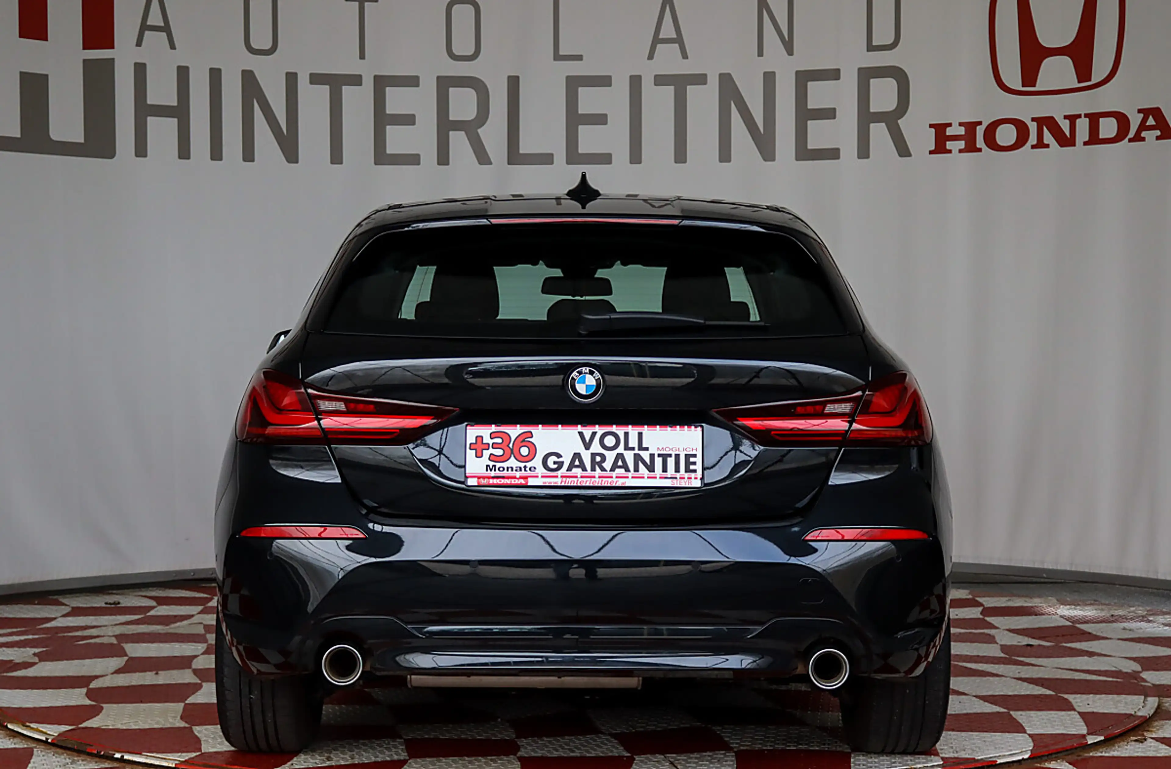 BMW 118 d 2,0 Advantage LED NAVI PDC — photo 11
