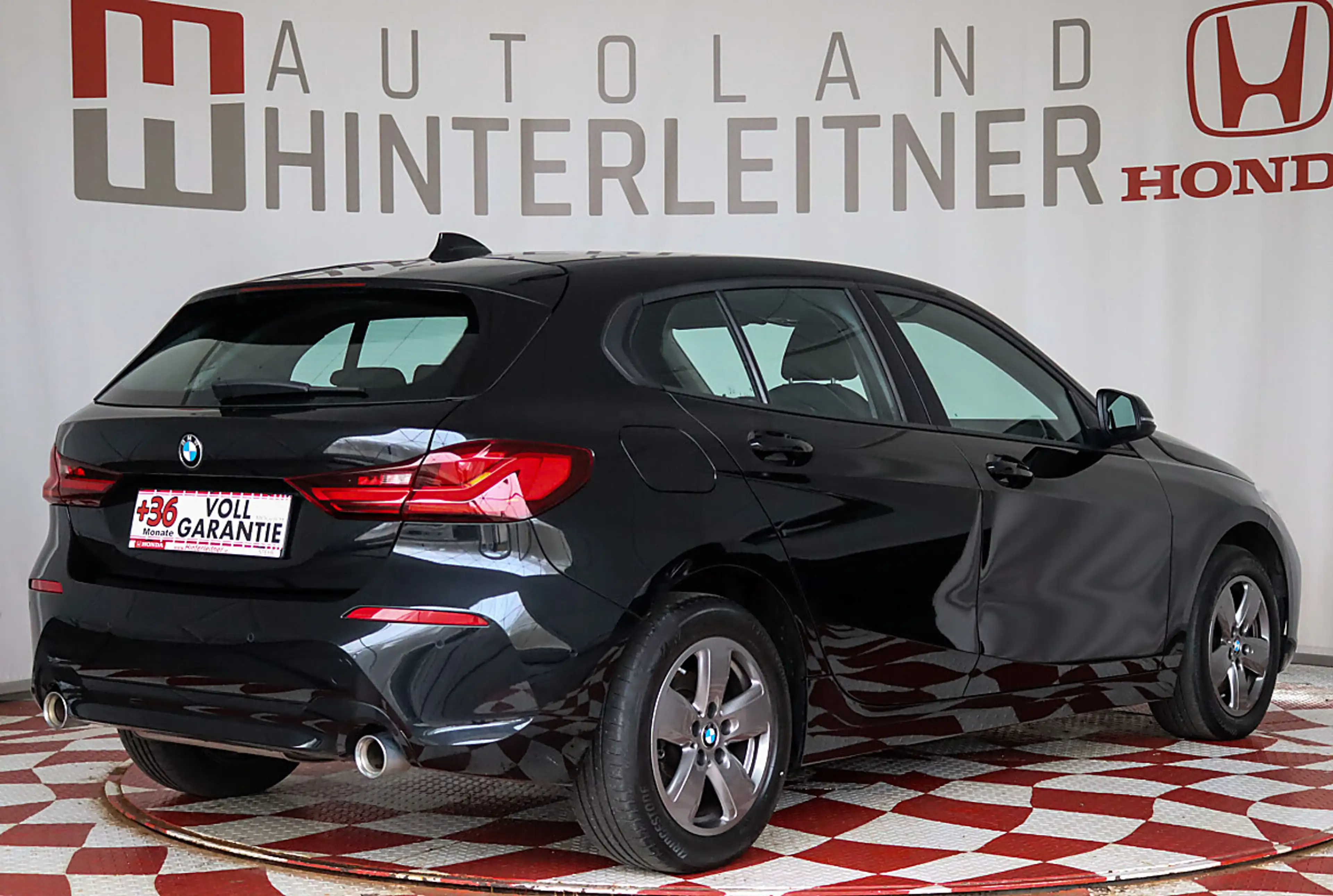 BMW 118 d 2,0 Advantage LED NAVI PDC — photo 2