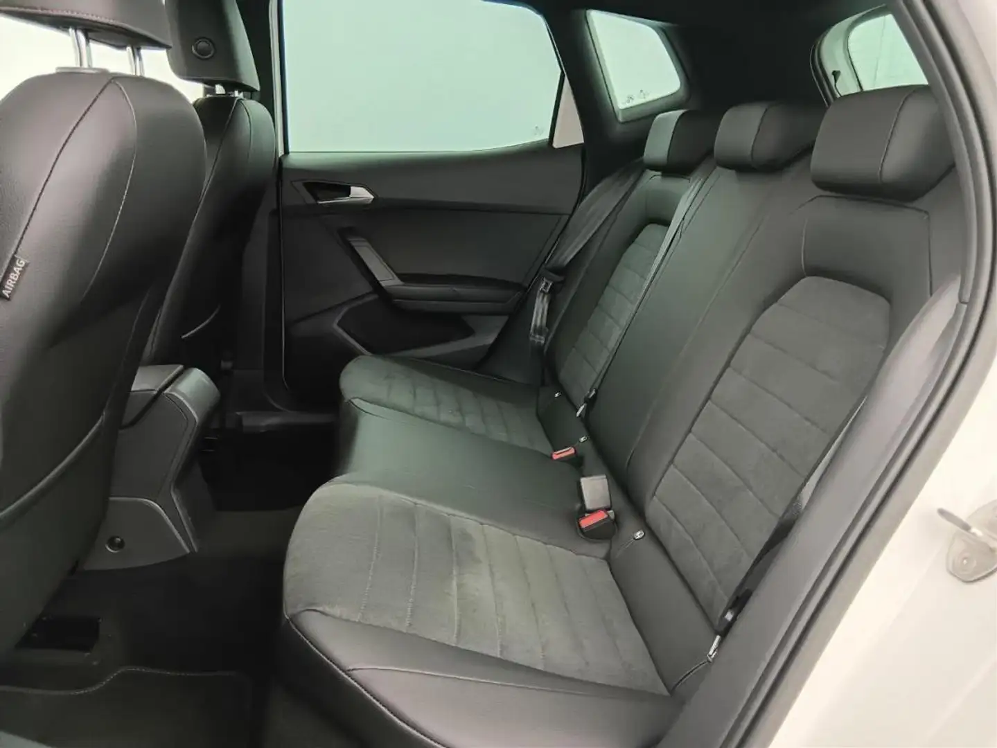 SEAT Arona - 04/2024 5 021 KMS Fr 1.5 TSI 150 DSG Blanc - 2
