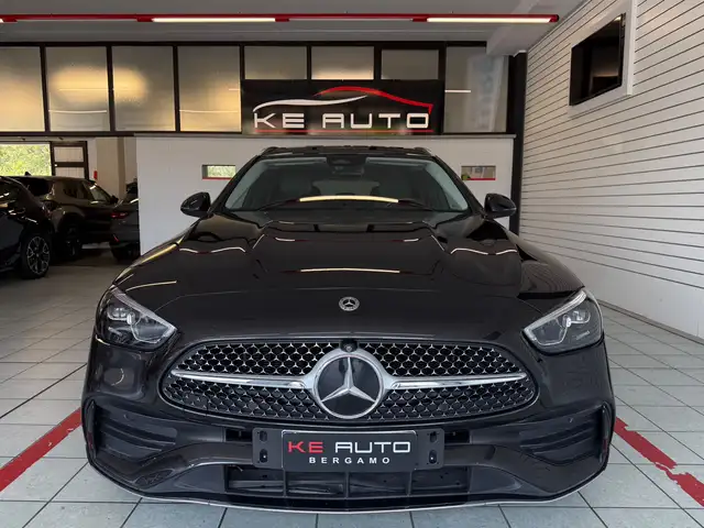 Mercedes-Benz C-Class view 8