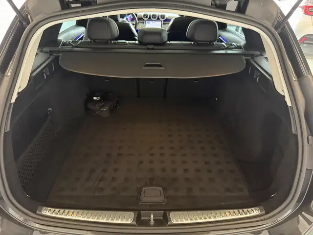 Mercedes-Benz C-Class view 10