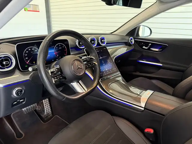 Mercedes-Benz C-Class view 14