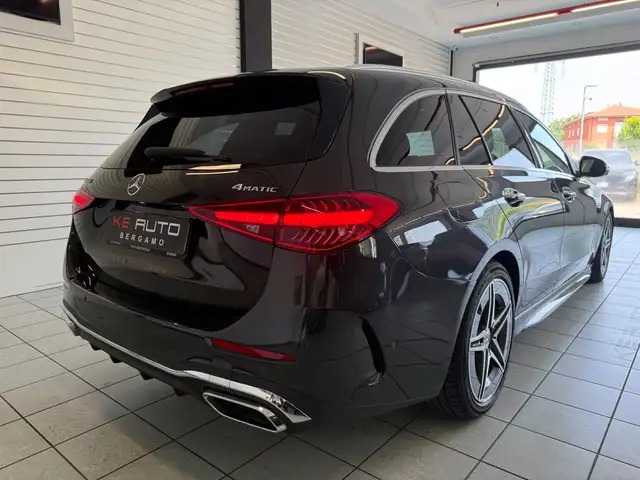 Mercedes-Benz C-Class view 6