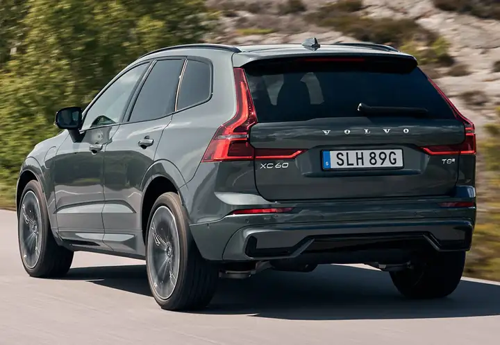Volvo XC60 D3 Momentum 2018, foto 20