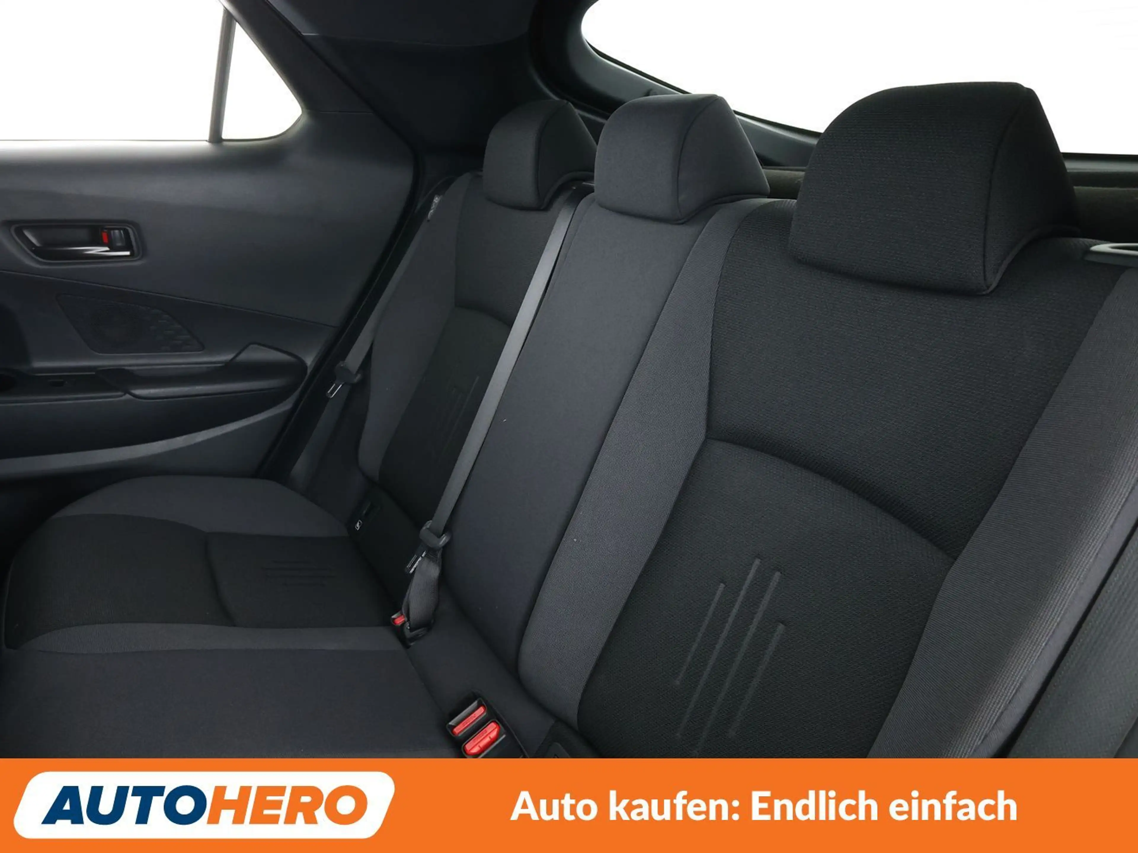 Toyota C-HR 2.0 Hybrid Team Deutschland Aut.*NAVI*LED* — photo 14