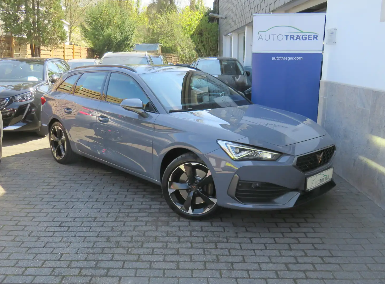 CUPRA Leon Sportstourer // Pano, R-kam, ACC, Shz Gris - 1