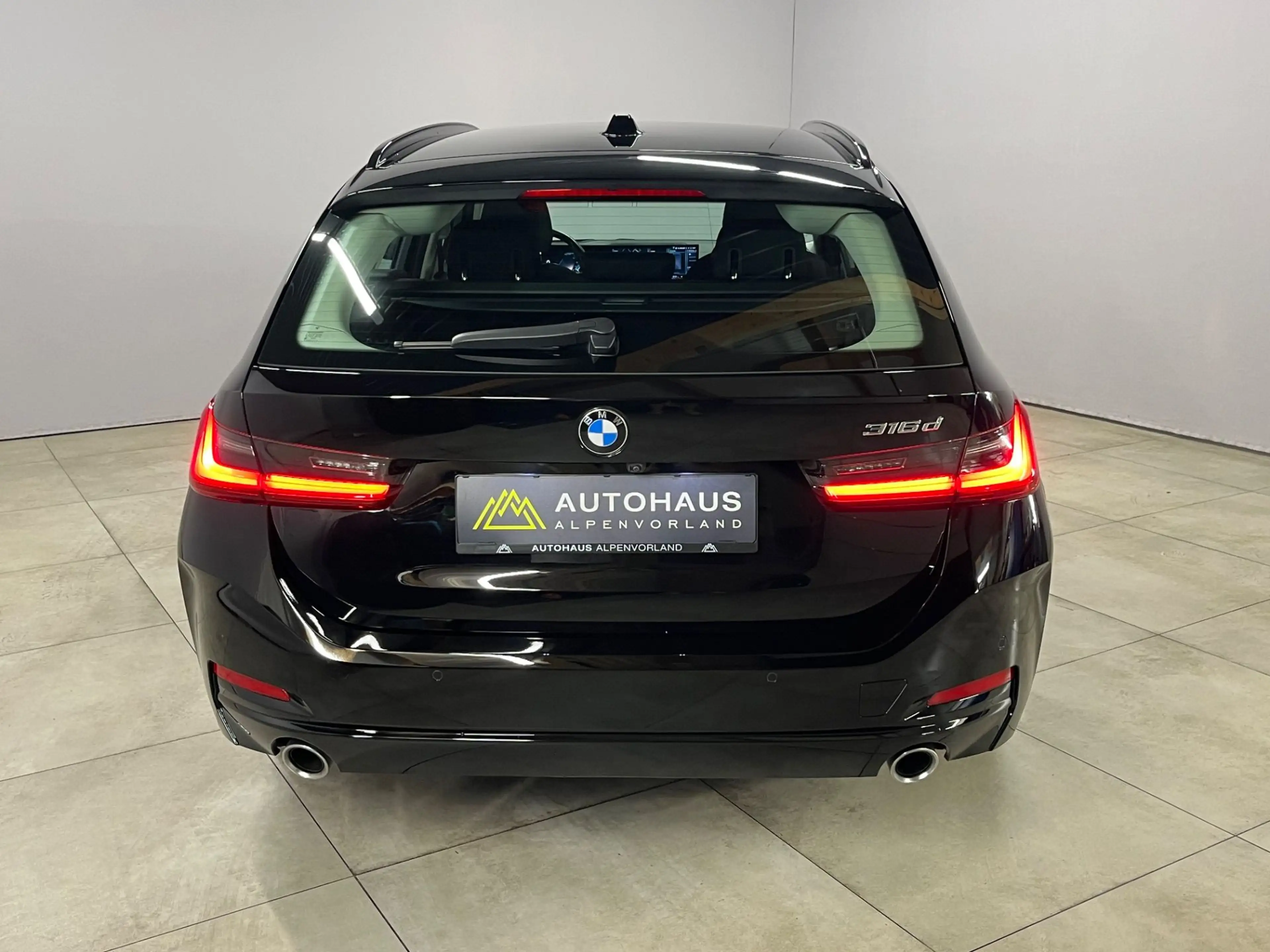 BMW 316 d 48 V Touring Aut. ***Live Cockpit | LED*** — photo 12