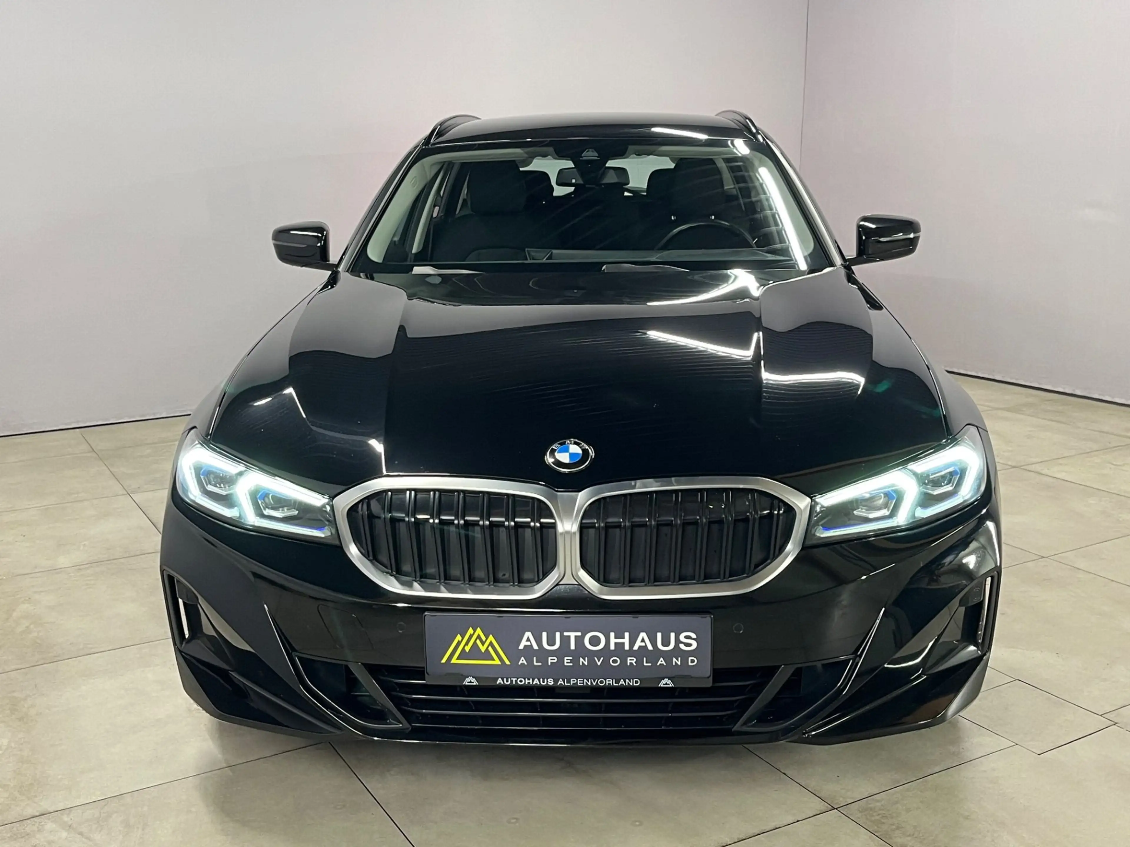 BMW 316 d 48 V Touring Aut. ***Live Cockpit | LED*** — photo 4