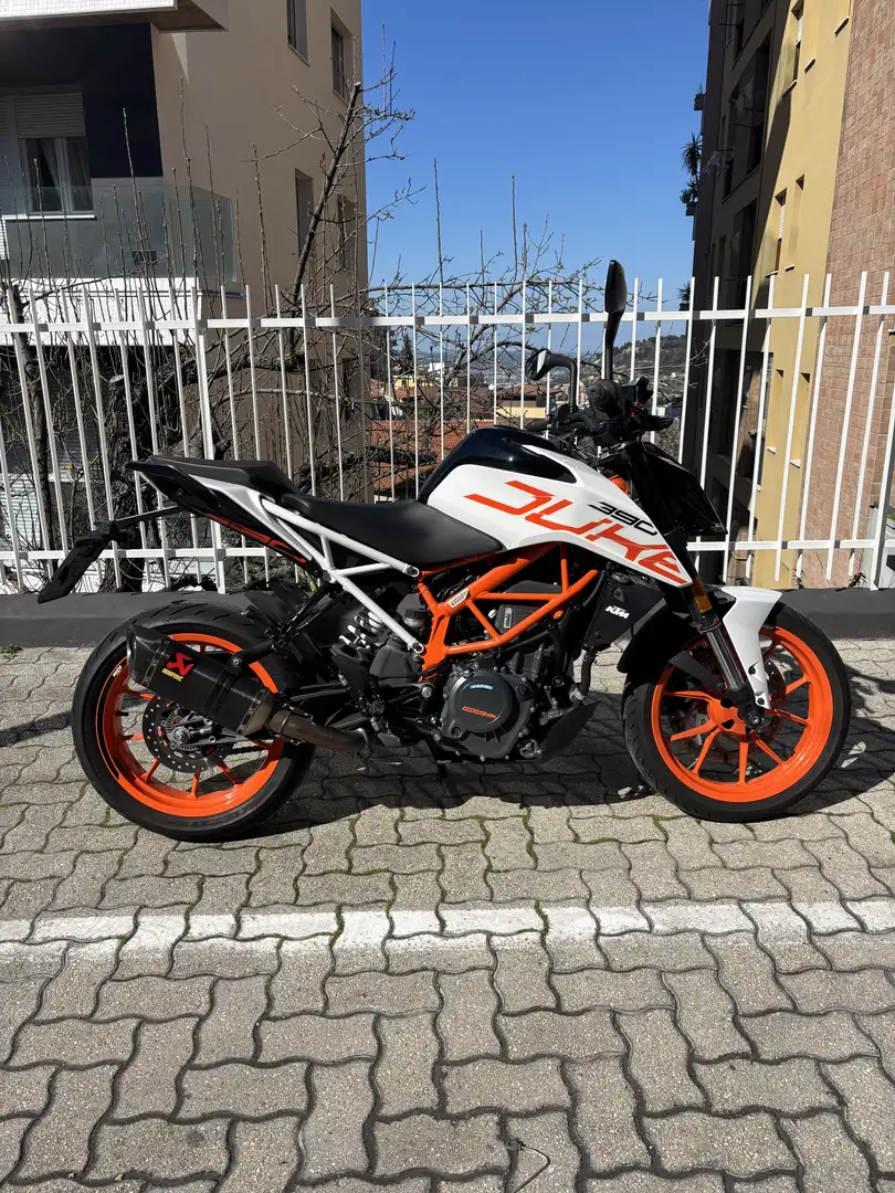 KTM 390 Duke ABS 2020 Alb - 1