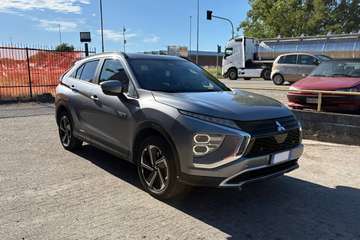 Eclipse Cross 2.4 phev Instyle sda pack 0 s-awc