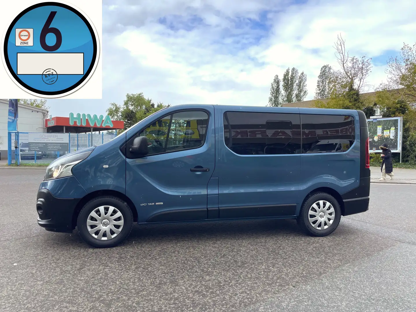 Renault Trafic L1H1 2,7t EXPRESSION (8xSITZER*AHK*NAVI*PDCKAMERA) Blue - 2