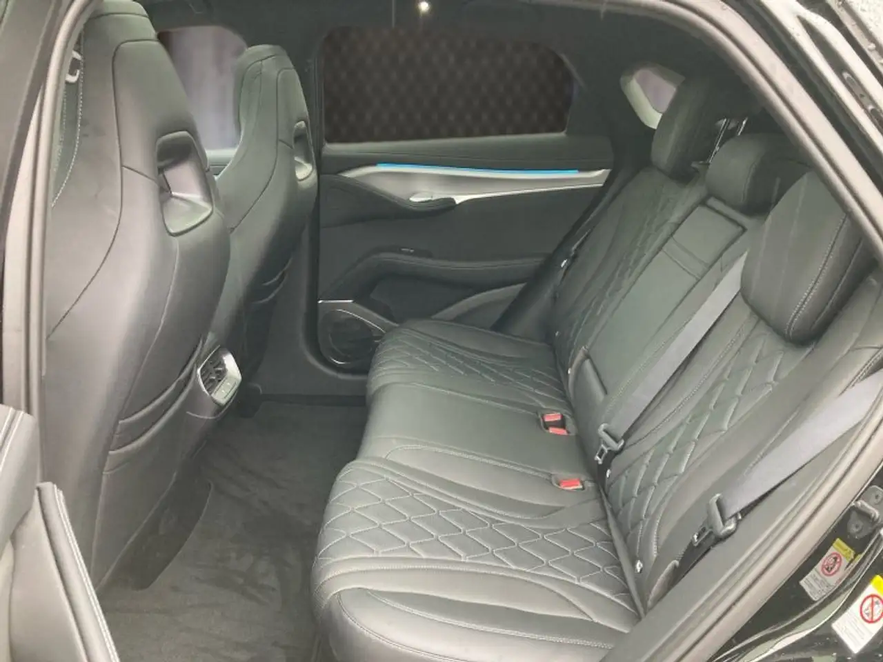 BYD SEALION 7