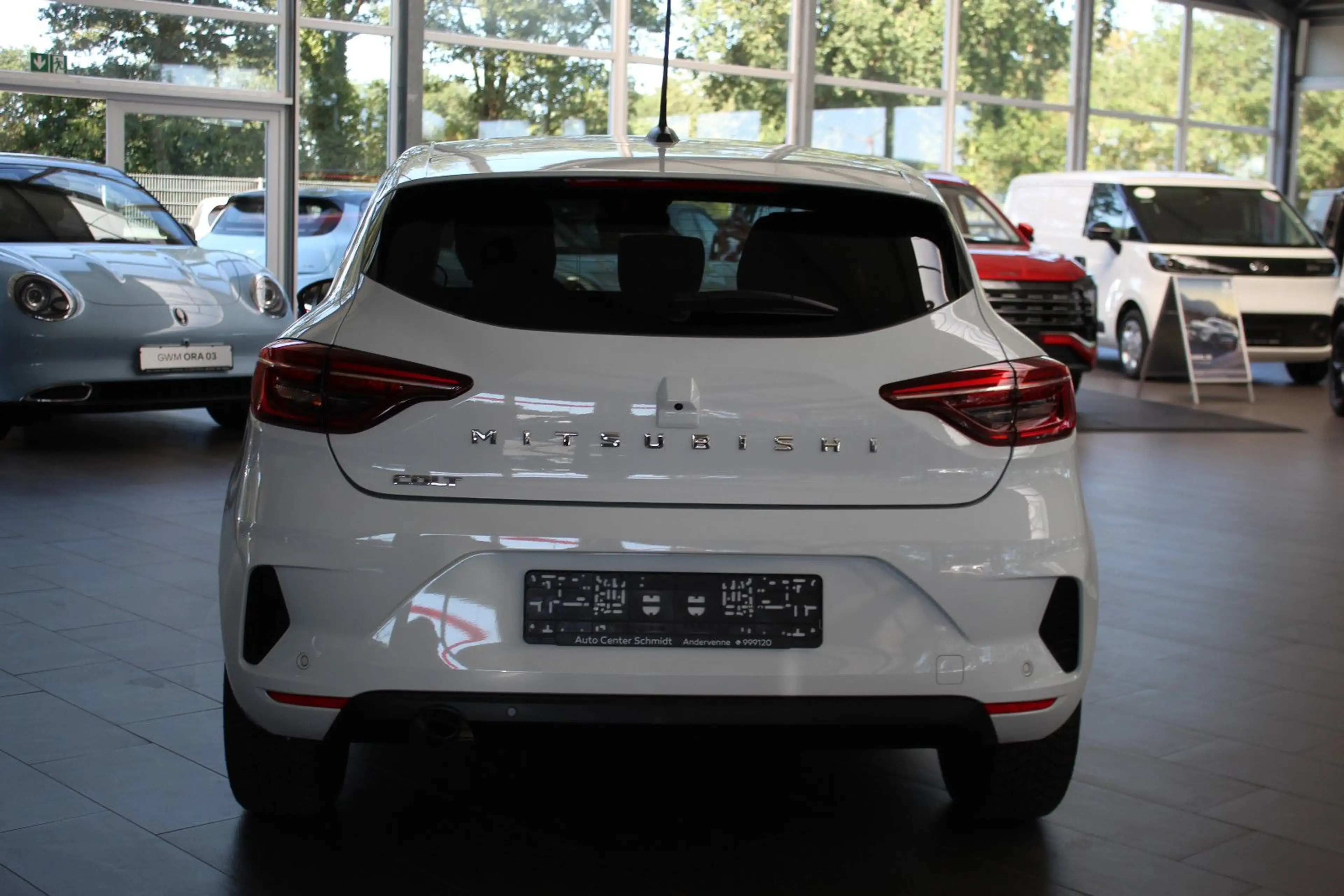 Mitsubishi Colt "Plus"(Sitzheizung, Kamera,Allwetterreifen) — photo 4