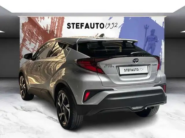 Toyota C-HR view 5