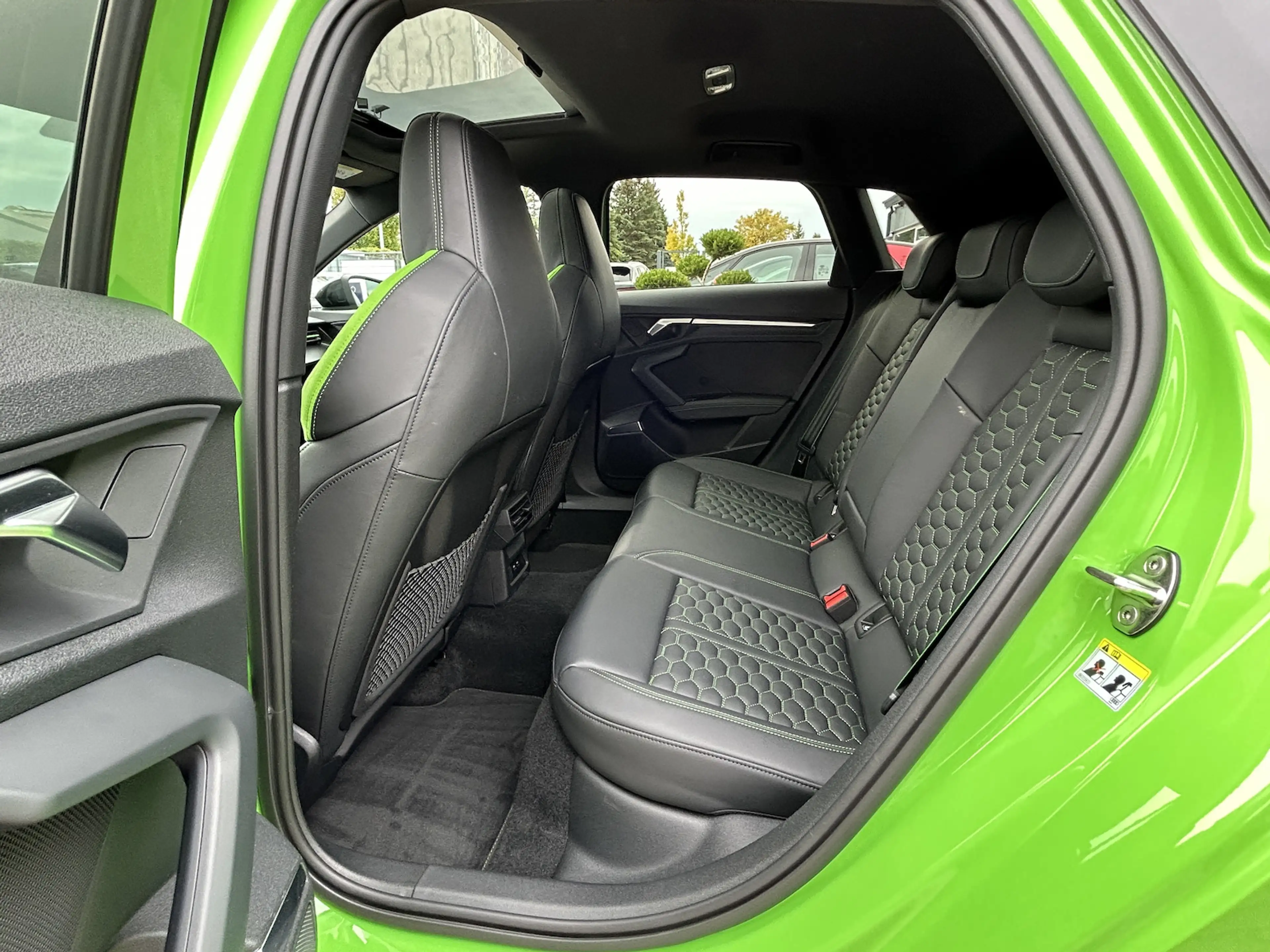 Audi RS3 2.5TFSI S Tronic quattro*PANO*B&O*RS-DYNAMIC — photo 14