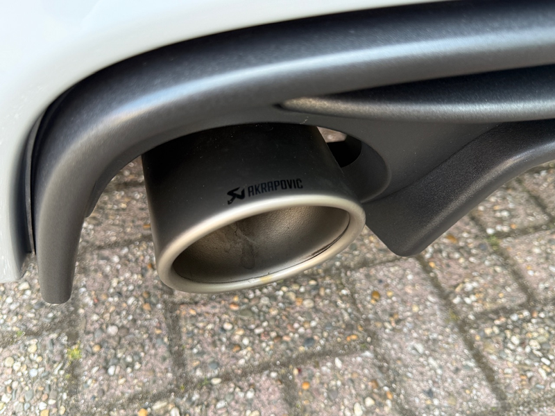 Abarth 695 Essesse/ Sperdifferentieel/ Carbon pakket/ Akrapov — photo 8