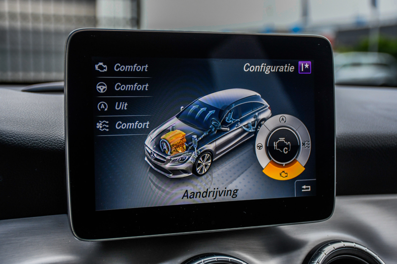 Mercedes-Benz CLA 180 Shooting Brake Business Solution AMG — photo 15