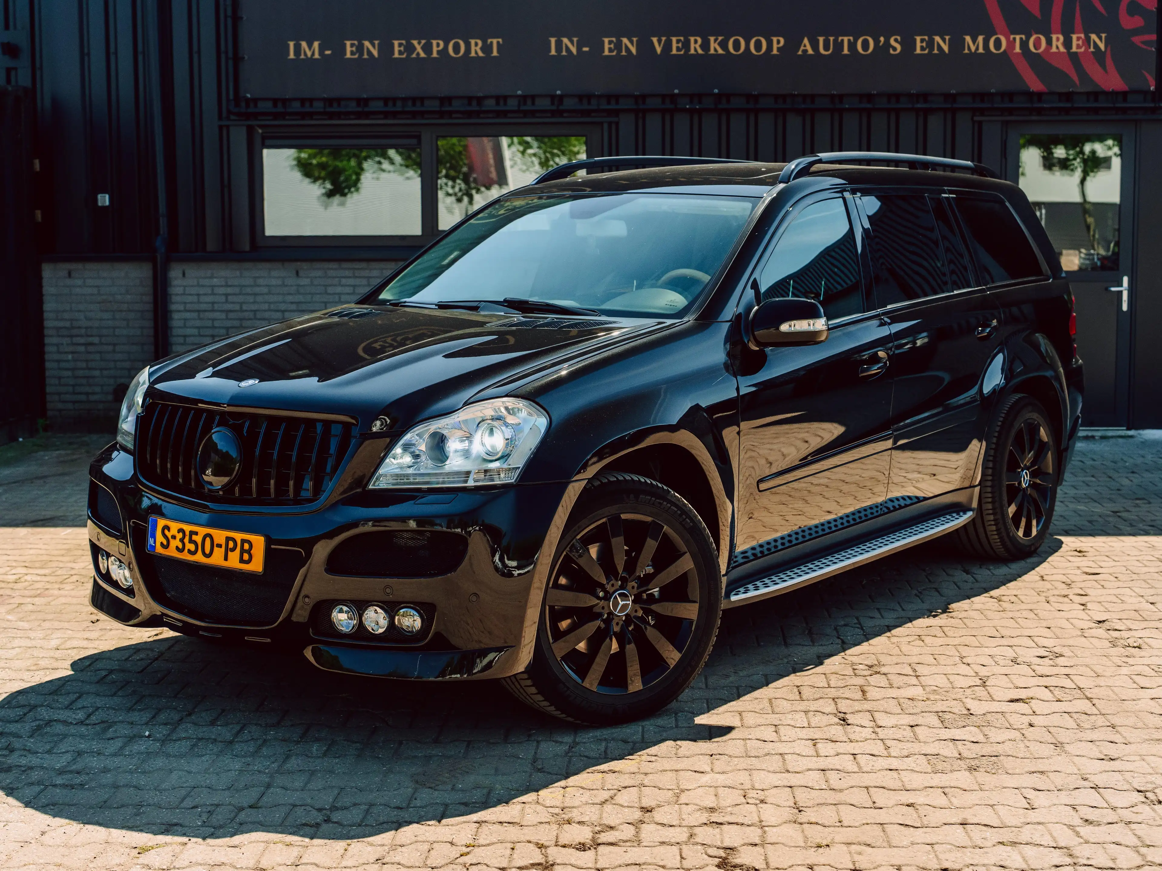 Mercedes-Benz GL 500 550 A.R.T.