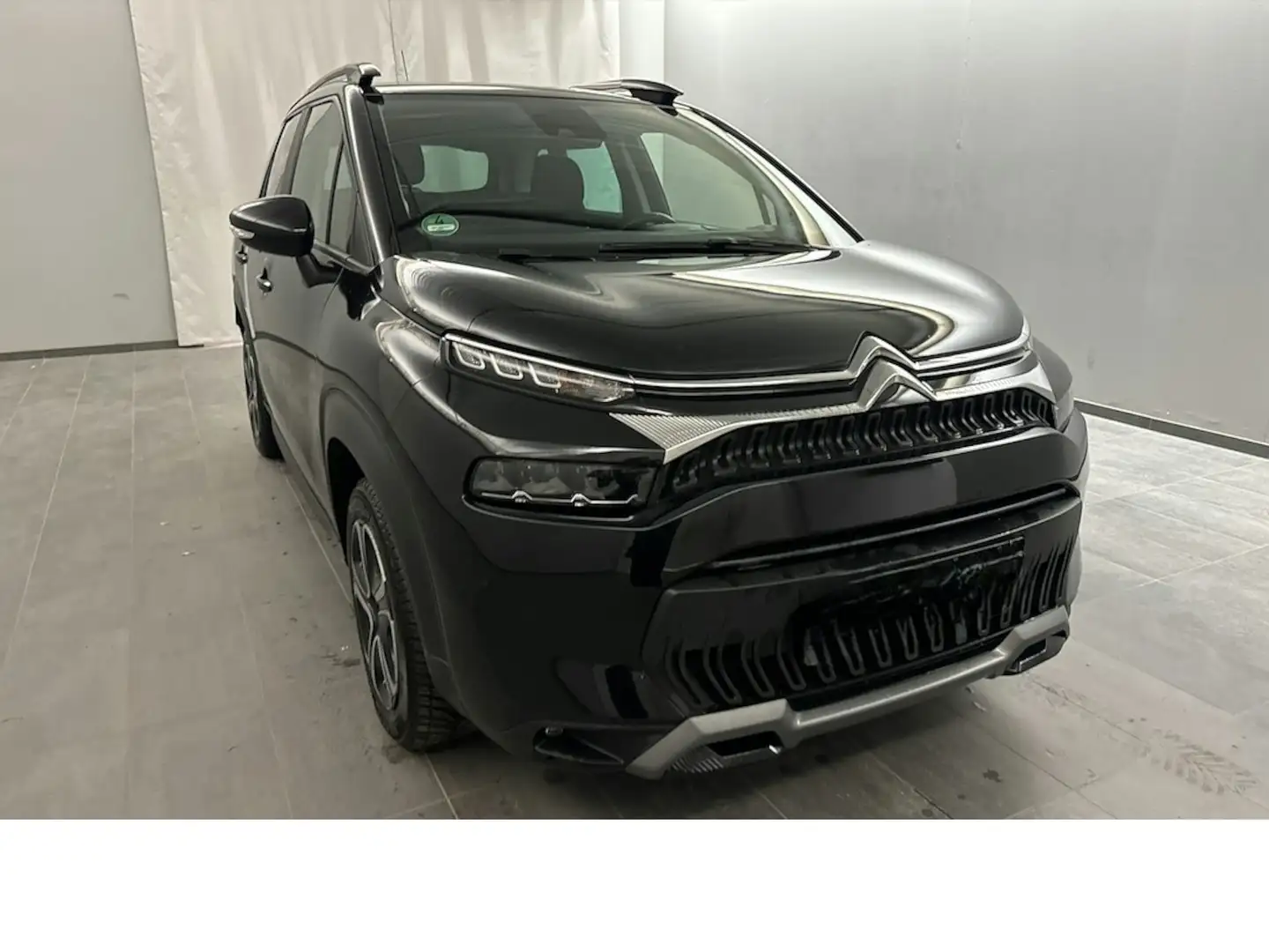 Citroen C3 Aircross 1.2 Pure Tech 130 Feel Pack Auitomatik Schwarz - 1