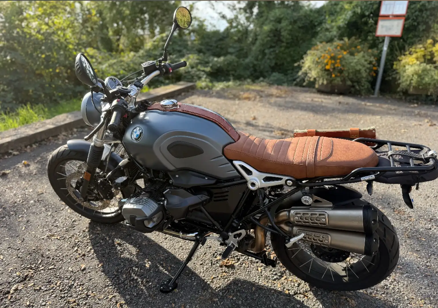 BMW R nineT Scrambler Blau - 1