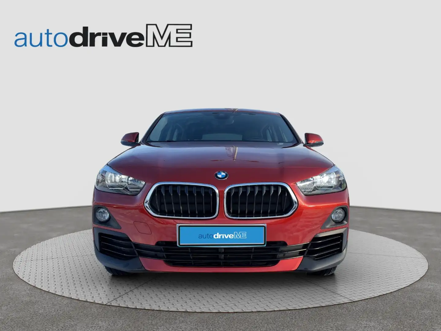 BMW X2 sDrive 18i Advantage Orange - 2