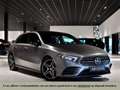 Mercedes-Benz A 180 d AMG Night|Panorama|MBUX|Trekhaak|LED|Verw-stoele Grijs - thumbnail 1